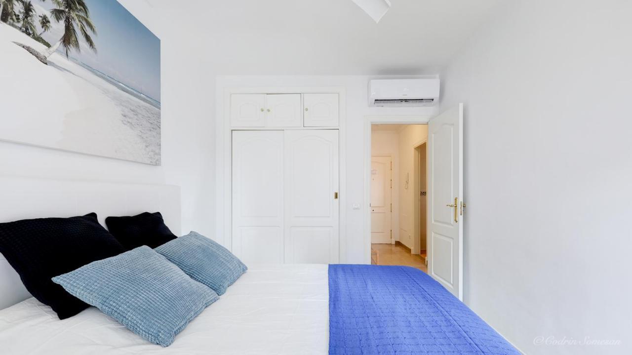 Cozy Apartment Overlooking Estepona'S Marina! ภายนอก รูปภาพ