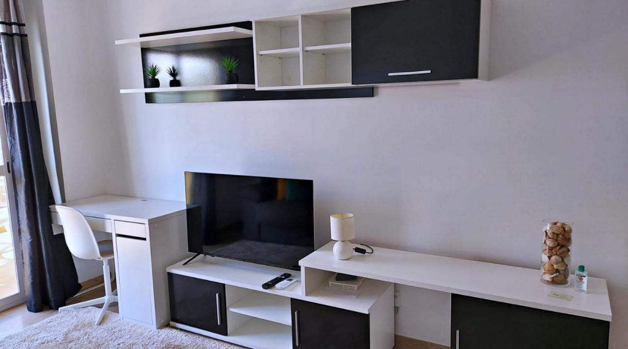 Cozy Apartment Overlooking Estepona'S Marina! ภายนอก รูปภาพ